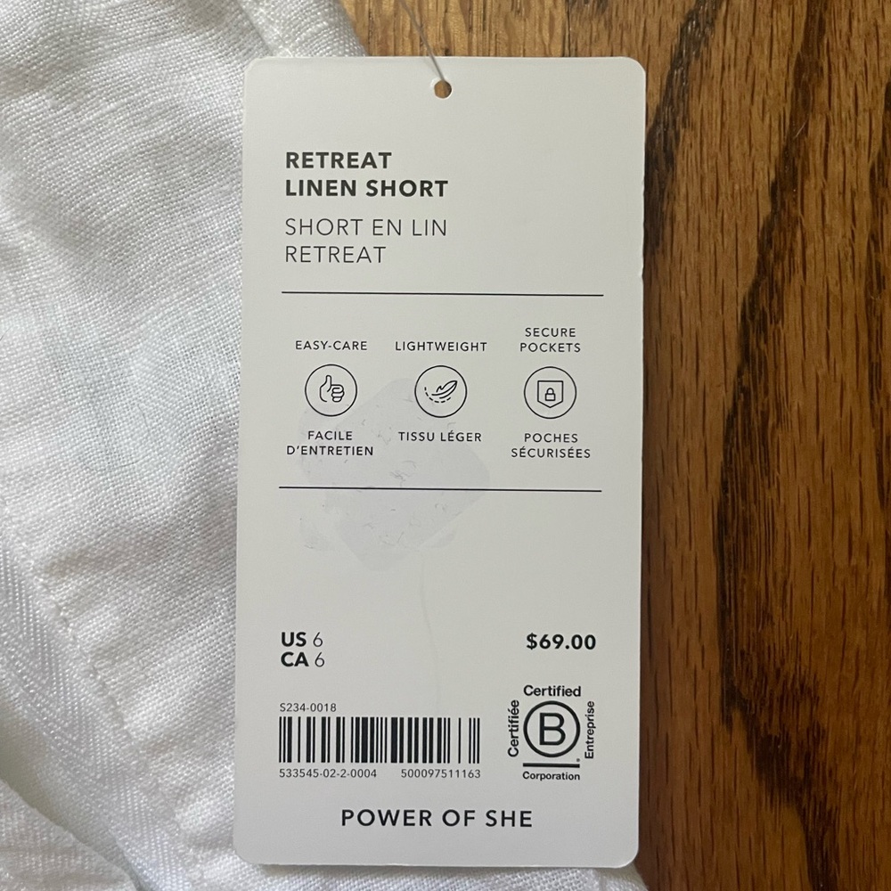 Athleta White Elastic Waist Shorts - Picture 3 of 5